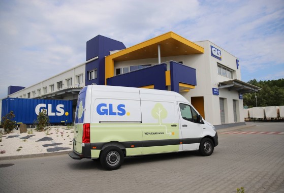 elektromos autó GLS 